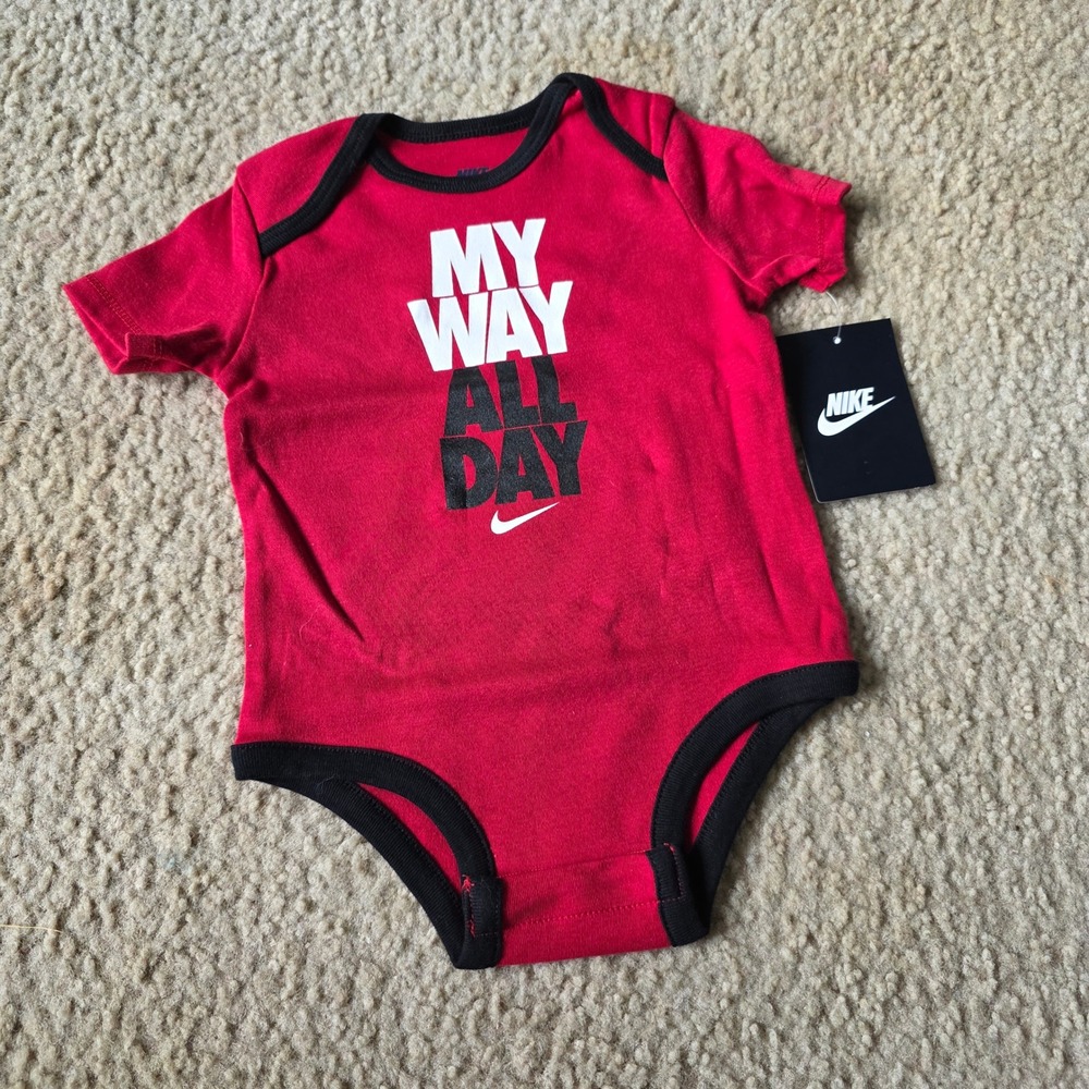 Nike Infant Boys My Way All Day Graphic Bodysuit Red Black 3-6M NWT